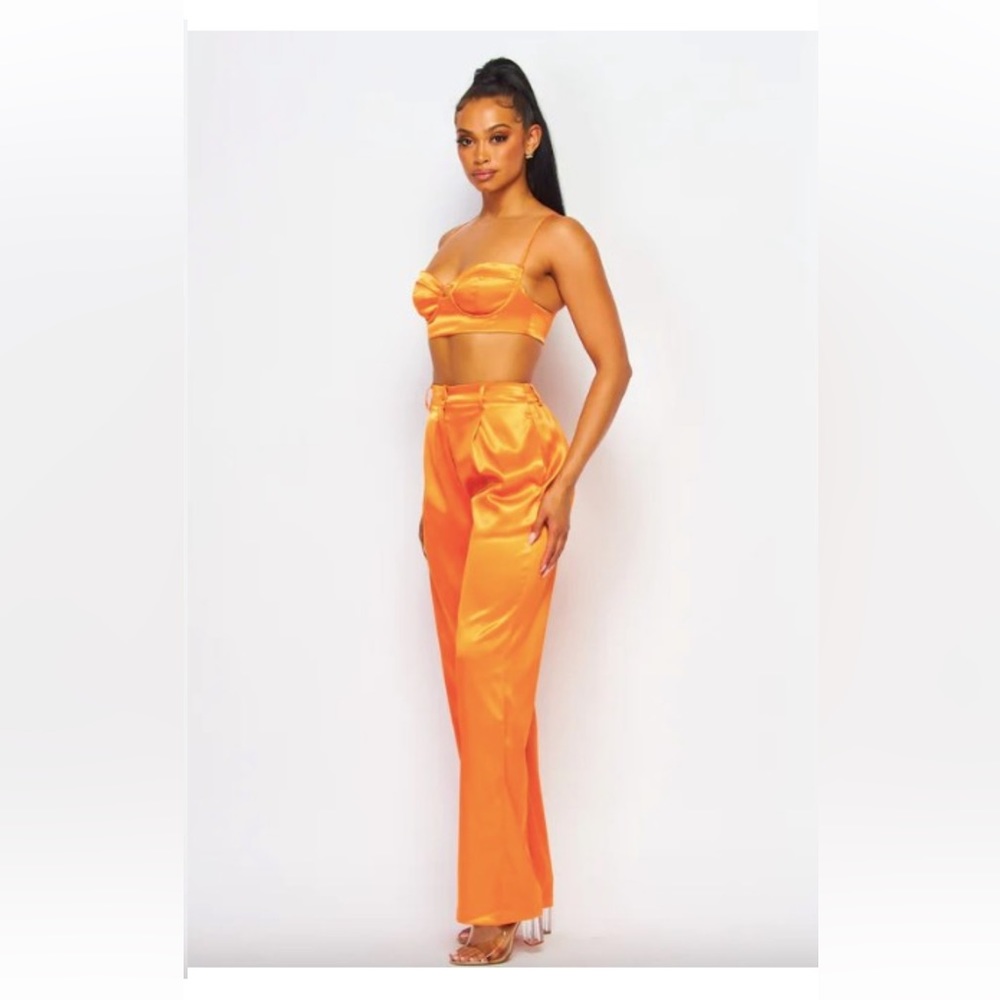NWT Orange two piece satin set